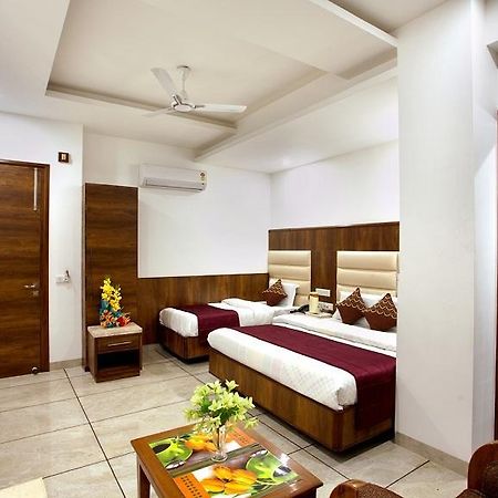Hotel The Grand Inn Jammu Exterior photo